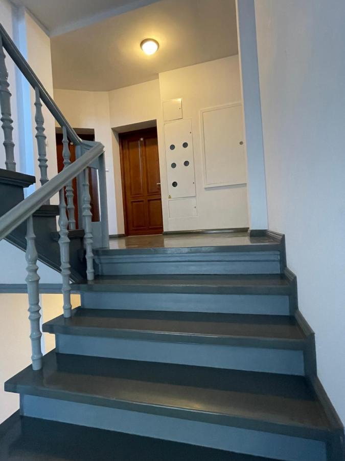 Apartament Grafitowy Appartamento Poznań Esterno foto